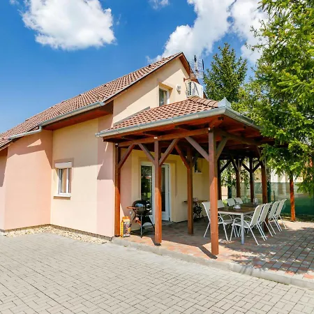 Tatil Evi Pear Trees By Interhome