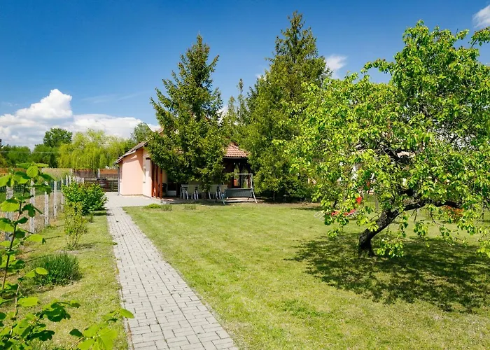 Pear Trees By Interhome Dom wakacyjny *