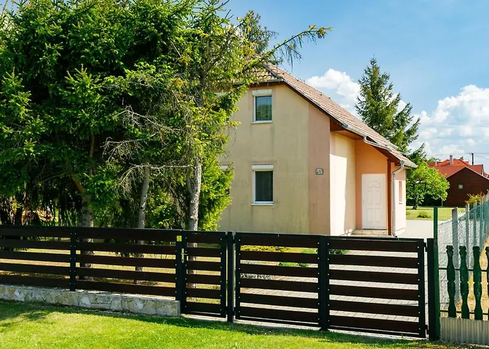 Dom wakacyjny Pear Trees By Interhome